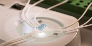 microfluidics lab on a chip